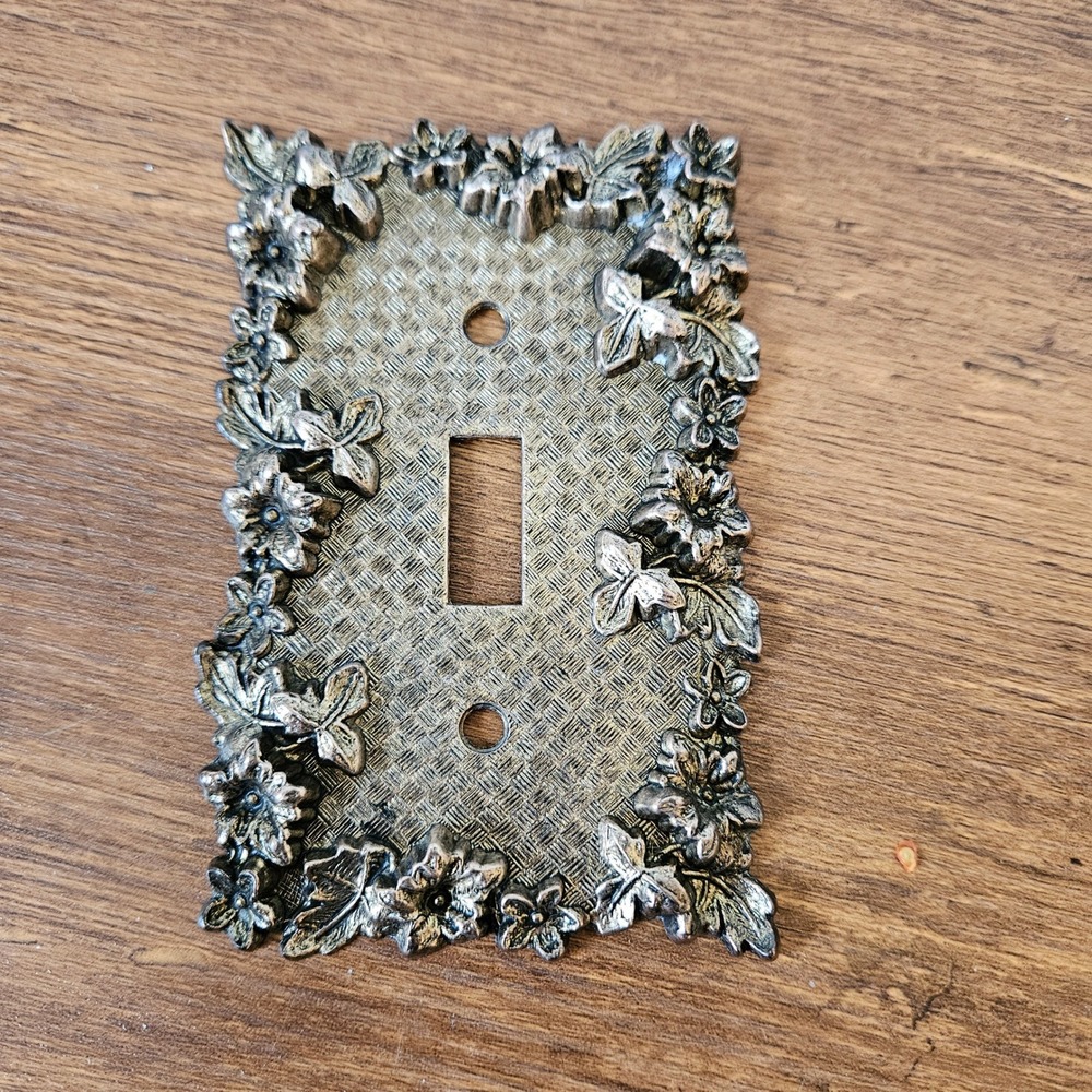 Vintage 1967 American Tack Hardware Floral Ivy Light Switch Cover Plate Brass